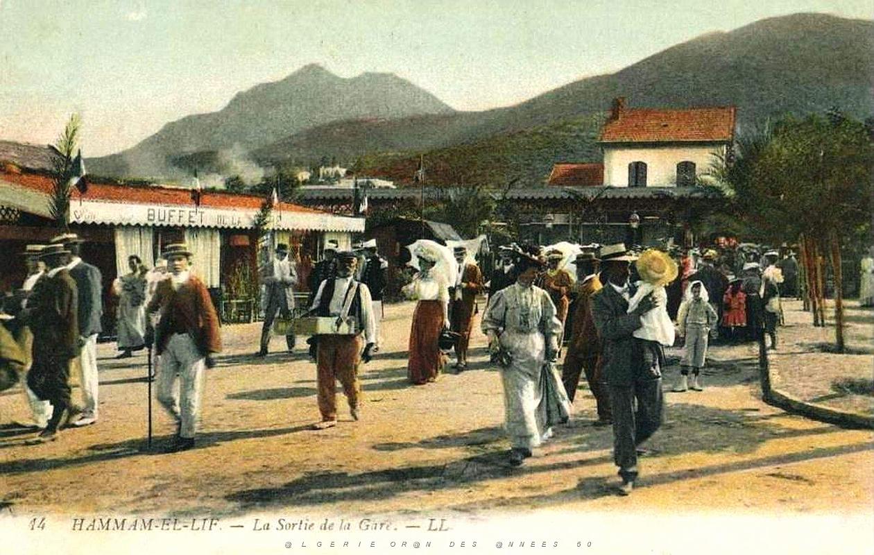 151- Hammam-El-Lif - La sortie de la gare.jpg